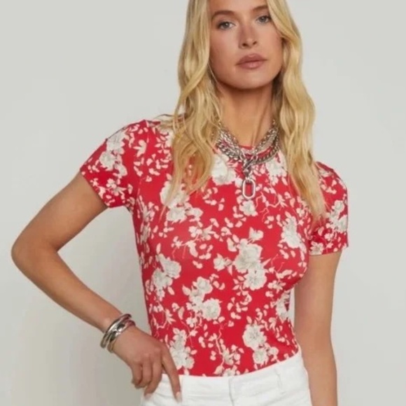 L'AGENCE Ressi Crewneck Tee Short Sleeve Red and Ivory Ikebana Floral Size Small - Picture 1 of 14